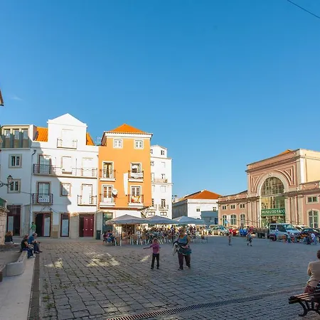 Lov'alfama, At In Daire *