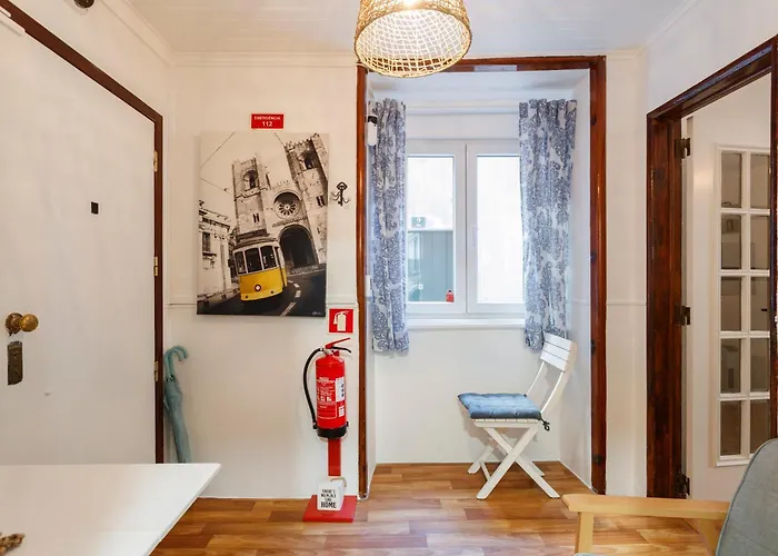 Daire Lov'alfama, At In