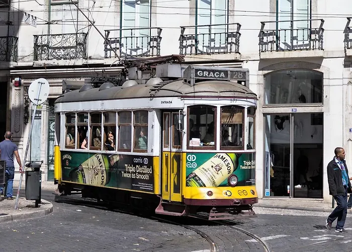 Daire Lov'alfama, At In Lisboa
