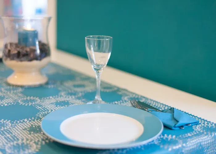 Lov'alfama, At In Lisboa