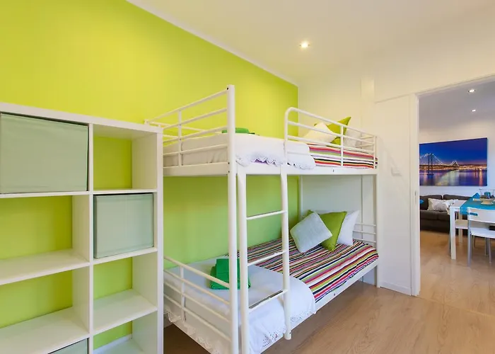 Lov'alfama, At In * Lisboa